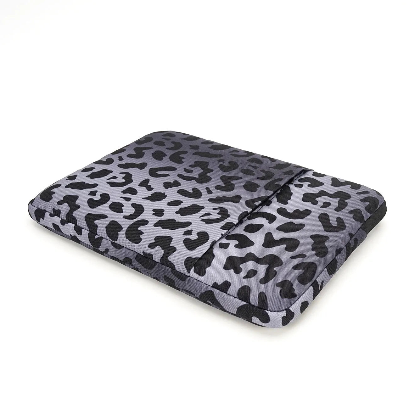 Leopard print laptop protective sleeve with waterproof polyester construction for 13-inch to 16-inch computers