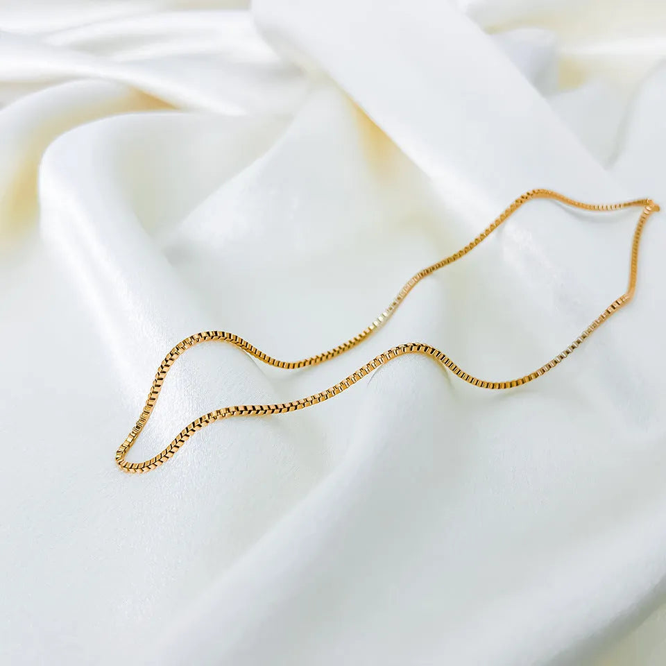 Stainless steel box chain necklace with lock clasp, gold or steel colour, 41-50cm perimeter, simple all-matching design