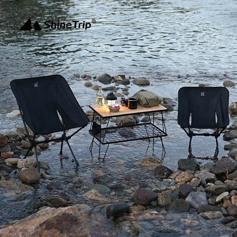 Aluminium alloy folding moon chair in outdoor setting with Oxford cloth seat