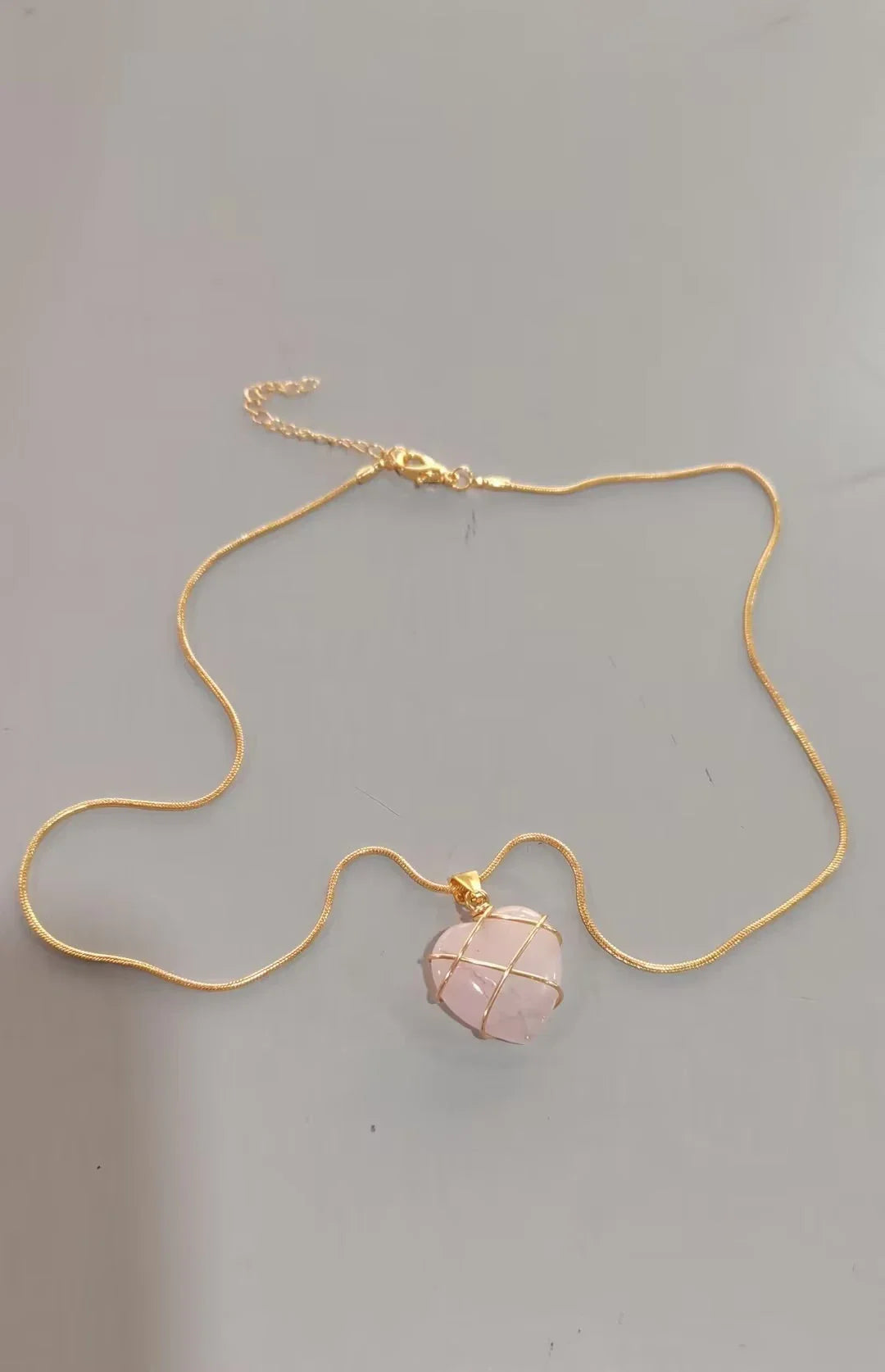 Stunning moonstone necklace with heart-shaped design, featuring premium copper construction and real gold electroplating