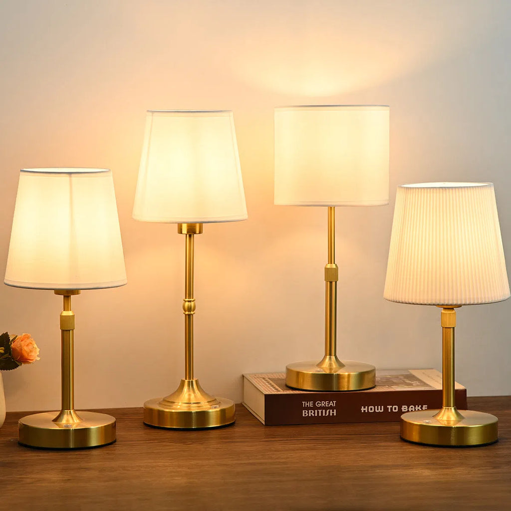 Retro French fabric metal table lamp with D-type telescopic design, warm light, 2000mAh or 5000mAh charging model.