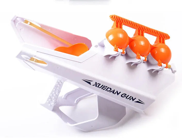 Snowball Clip Launcher in plastic black colour, 28x36cm, for outdoor winter snowball fights