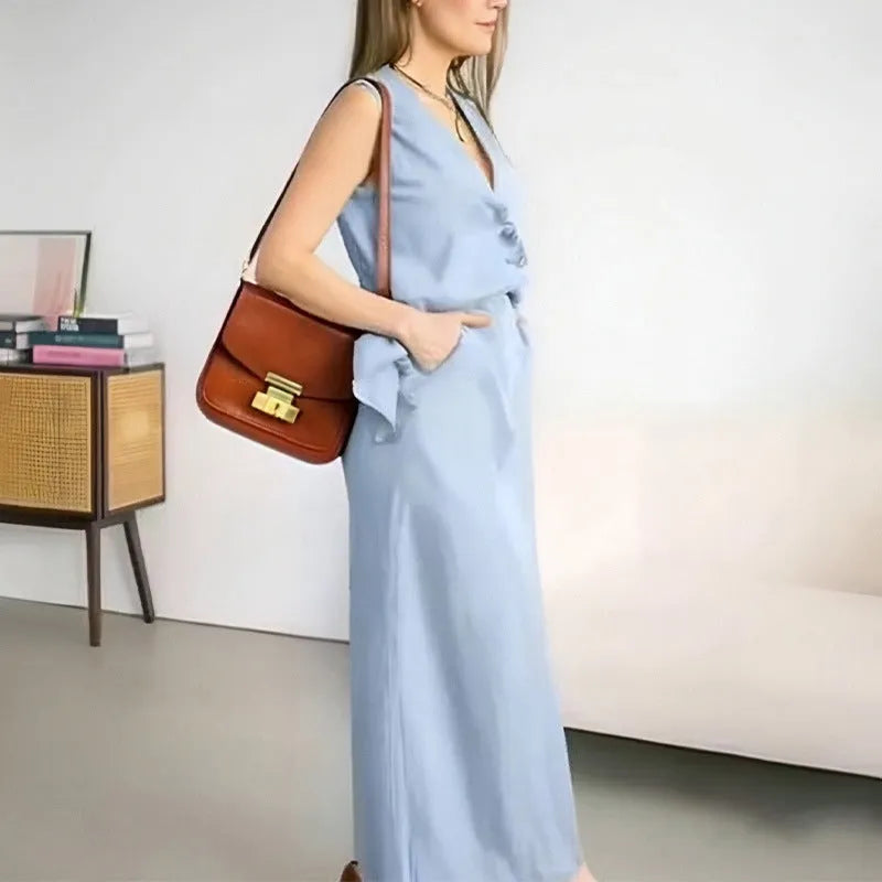 Women's casual two-piece set with sleeveless vest and long skirt in white, blue or yellow