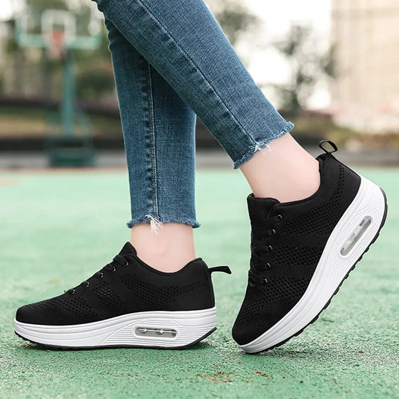 Women's solid colour platform casual shoes with flyknit upper and air cushion sole