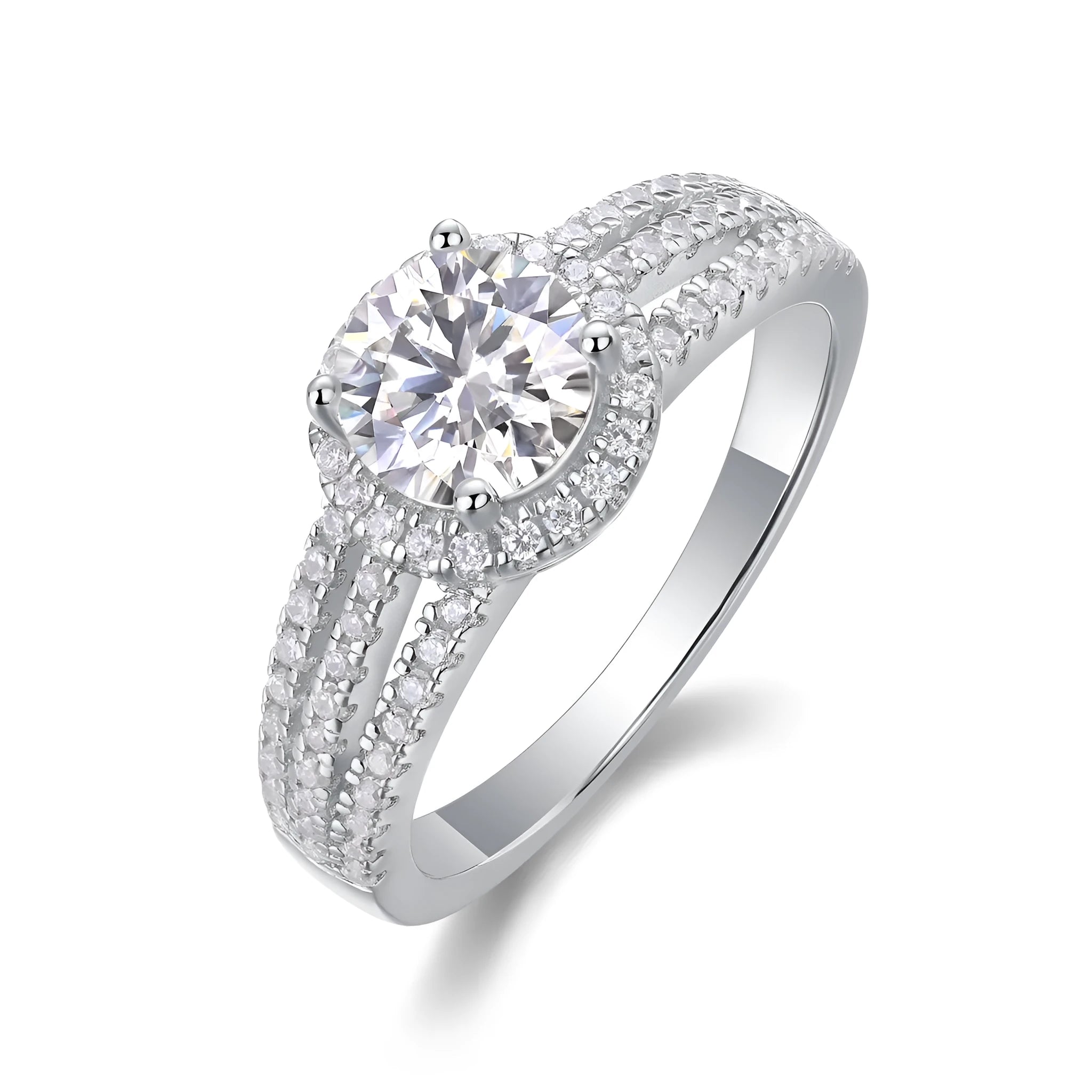 Looking Back wedding ring set with 1-carat moissanite stone in S925 silver platinum-plated band on white background