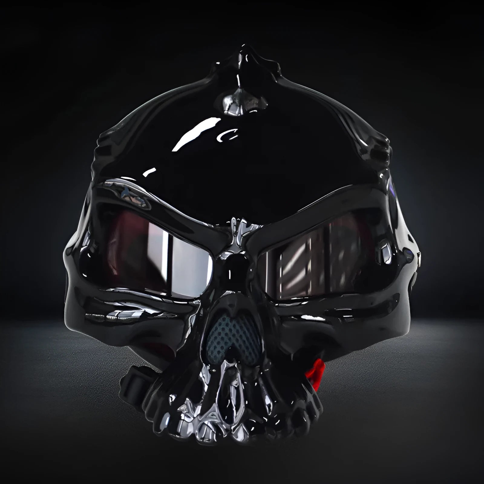 Skull motorcycle helmet with double-sided changeable artwork in various colour options
