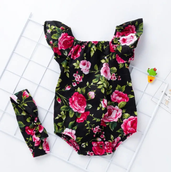 Baby girls' sleeveless romper in white with triangle climbing style and pullover closure