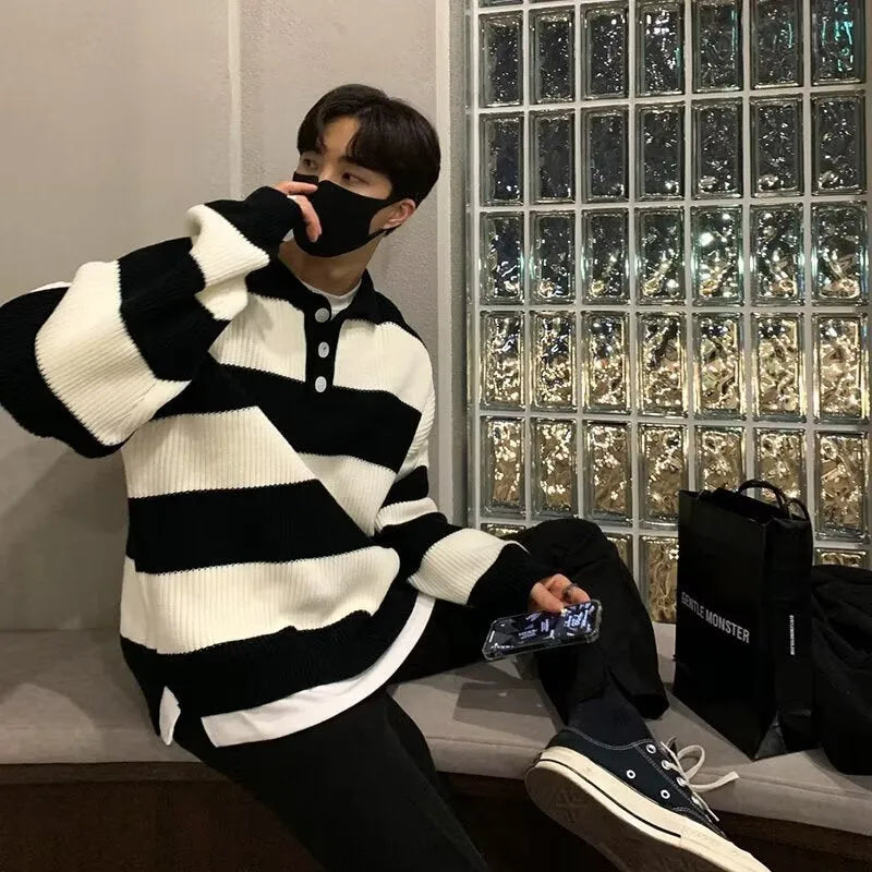 Men's loose fit striped sweater coat pullover in black or grey with long sleeves