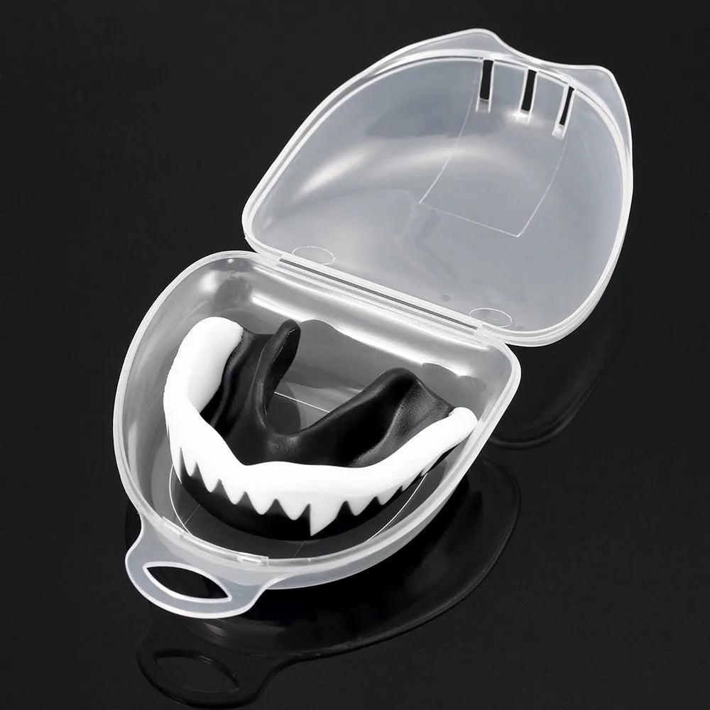 Adult food grade EVA mouth guard for boxing, muay and karate with transparent carry box, 6.5 x 4.6cm