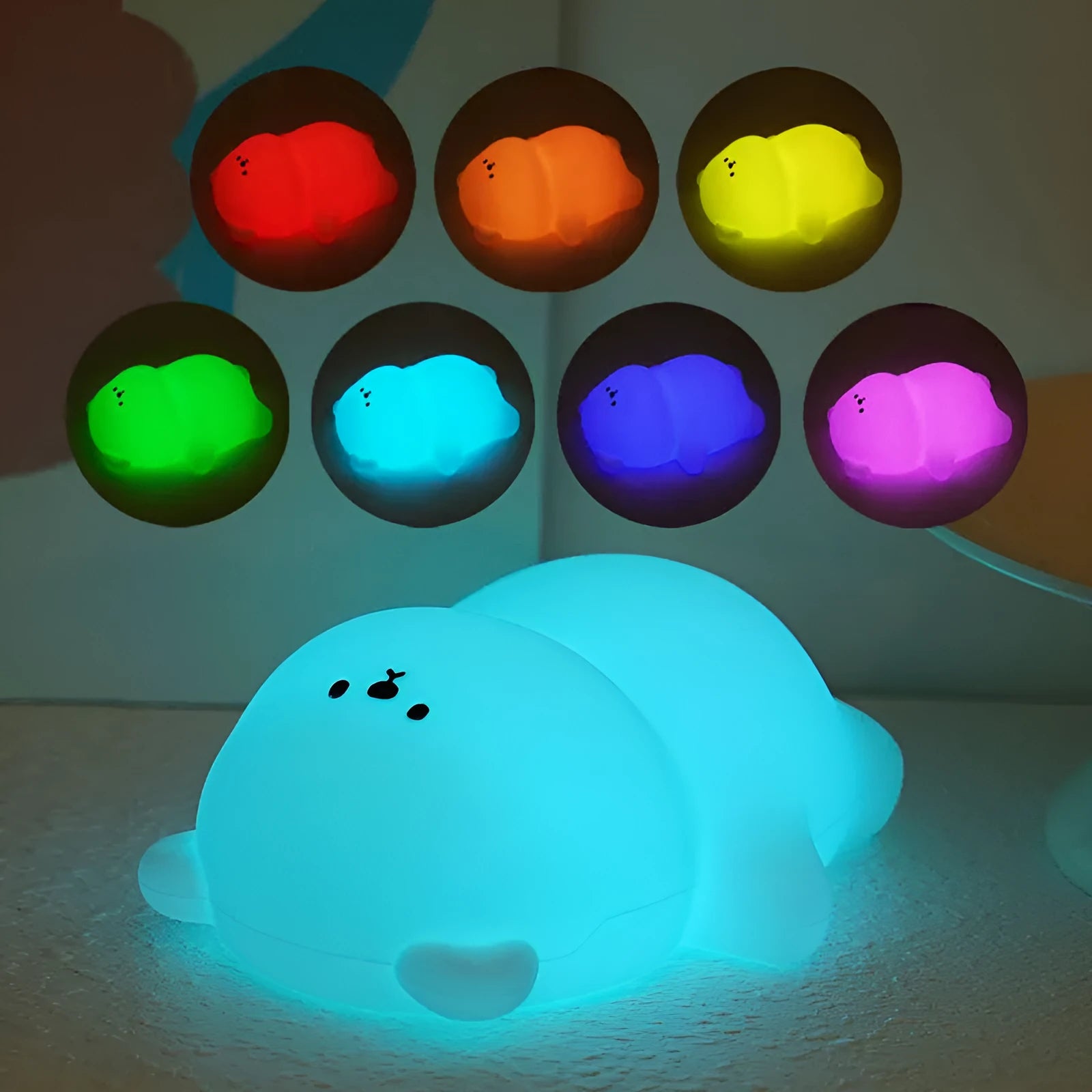 Lying flat bear small night lamp with RGB colour switching, silicone exterior, and rechargeable battery