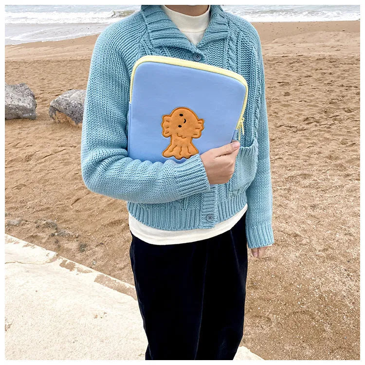 Cotton tablet sleeve bag with goldfish colour design zipper closure anti-seismic padding 11 inch