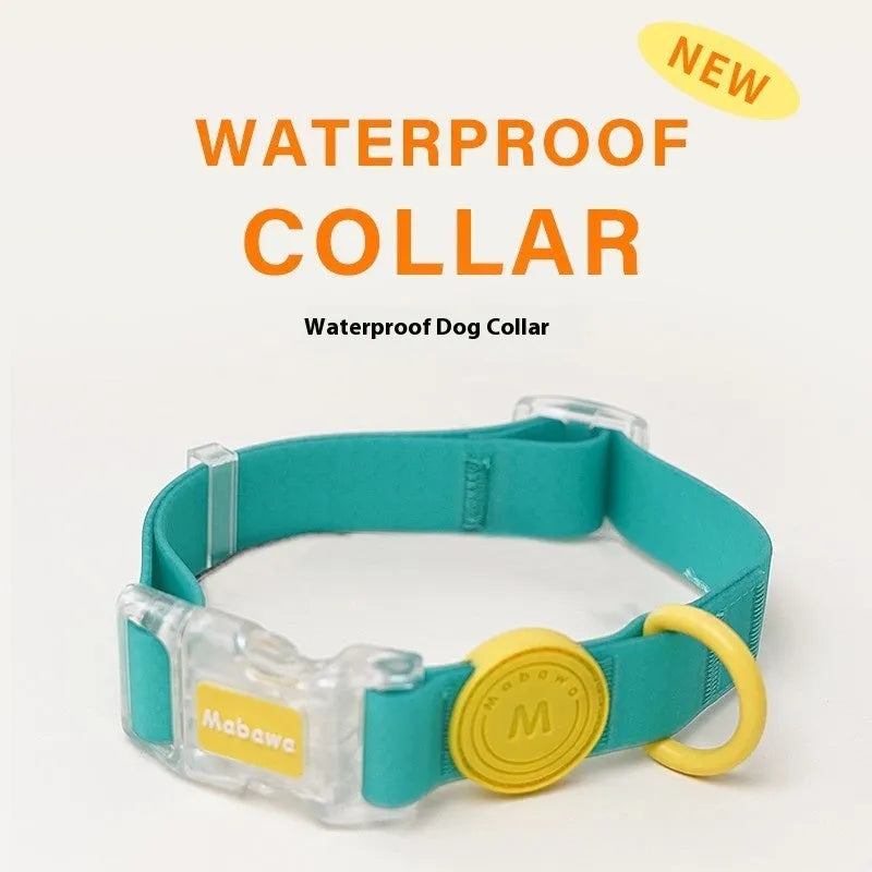 Nylon dog collar and matching lead set in rose pink colour on a grey background.