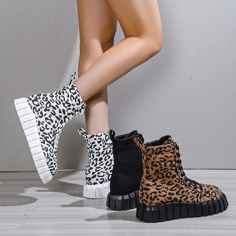 Leopard print suede women's platform boots with front tie and mid heel in brown leopard colour