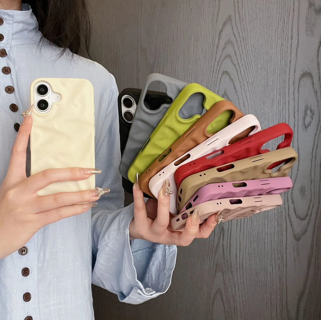High-grade three-dimensional pleated silicone phone case in oil injection colour for iPhone, soft shell design