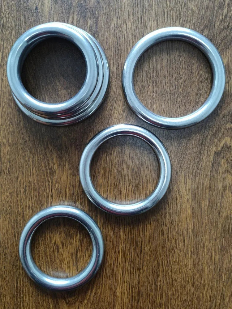 Black carbon steel Wing Chun training ring showing inner diameter measurement