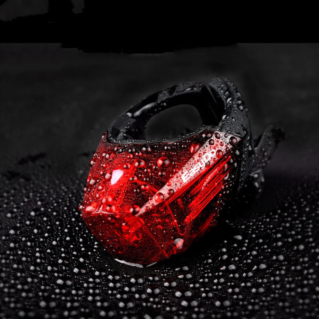 Bicycle tail light with 3 LED beads, 62x43x38 mm, IPX-4 waterproof, on bike seat post