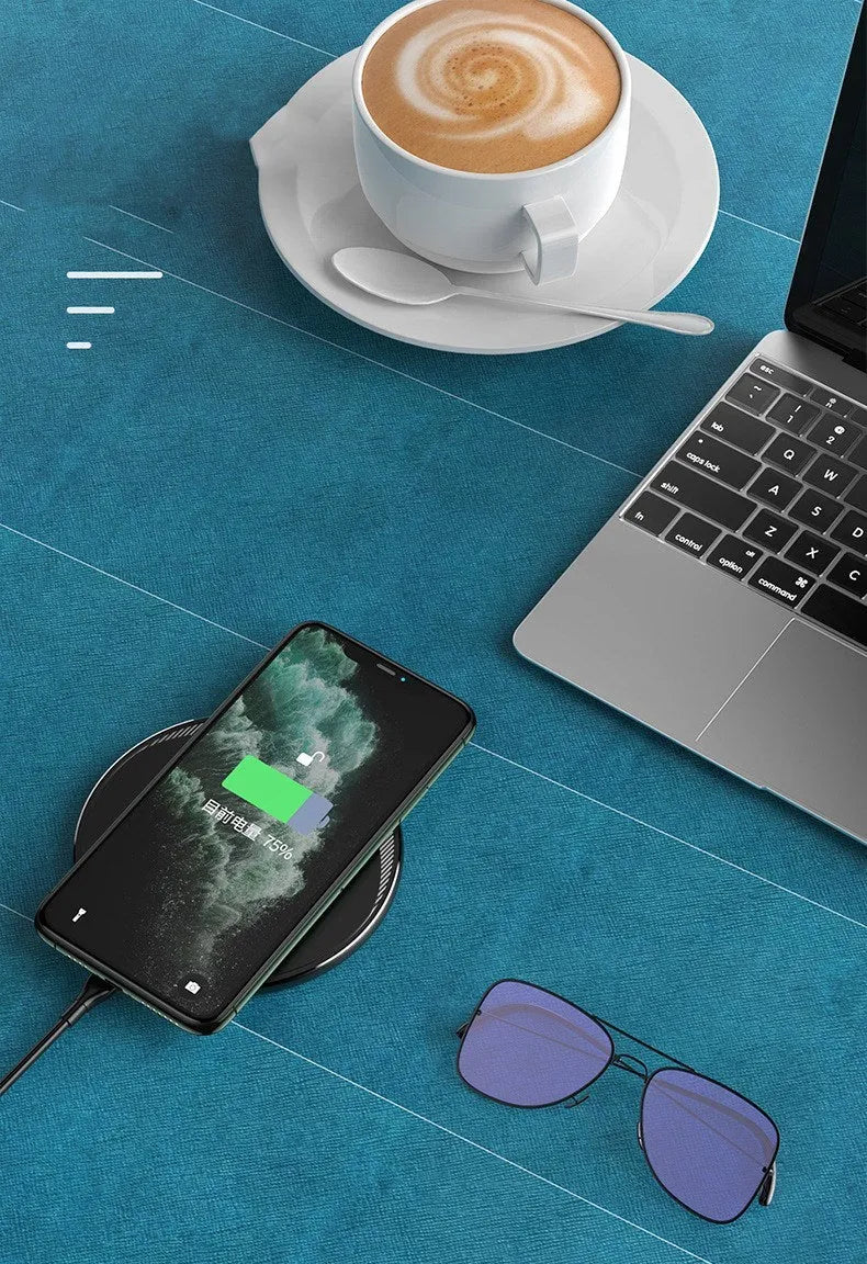 Black Kuulaa KL-CD16 wireless disc charger for mobile phones with LED indicator light