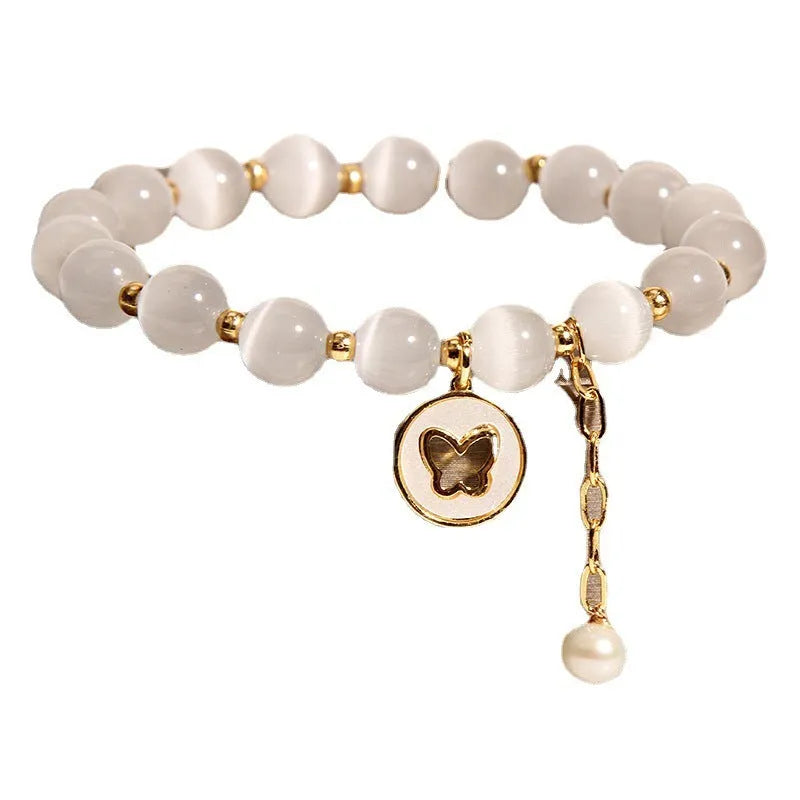 White cat's eye crystal bracelet with geometric design in Korean style