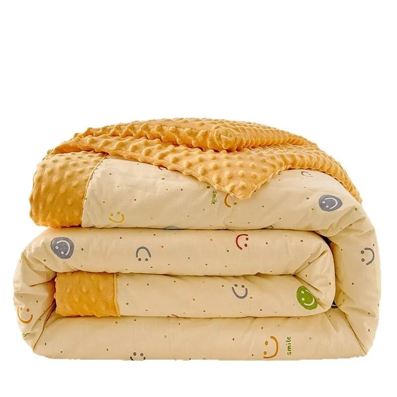 Pure cotton printed quilt in yellow, available in 180x220cm, 200x230cm, and 220x240cm for spring and autumn bedding.