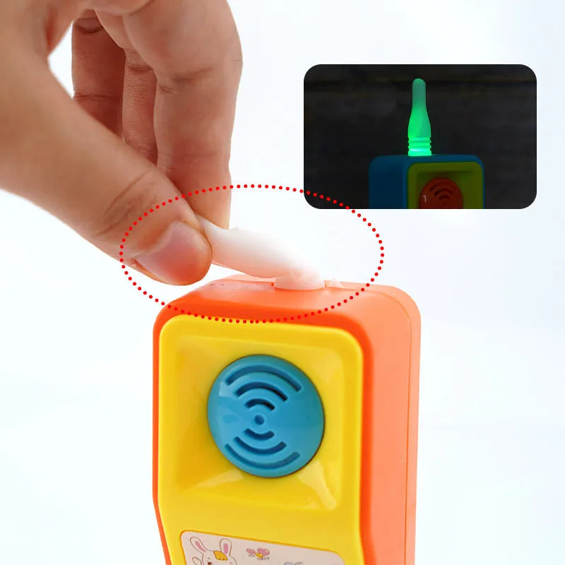 Children's electronic sound and light cartoon animal toy for age 3 with battery operation