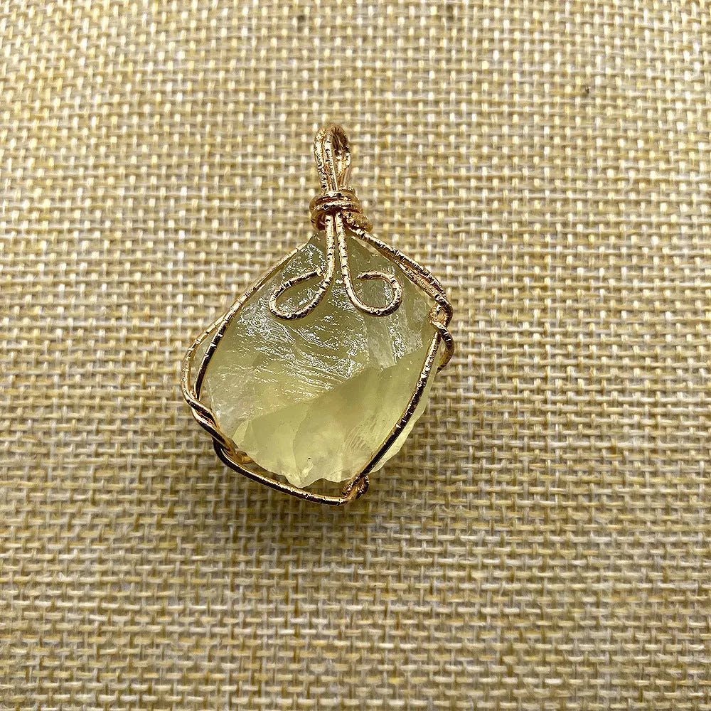 Hand-wound twisted irregular crystal rough stone necklace with natural stone pendant on adjustable snake bone chain