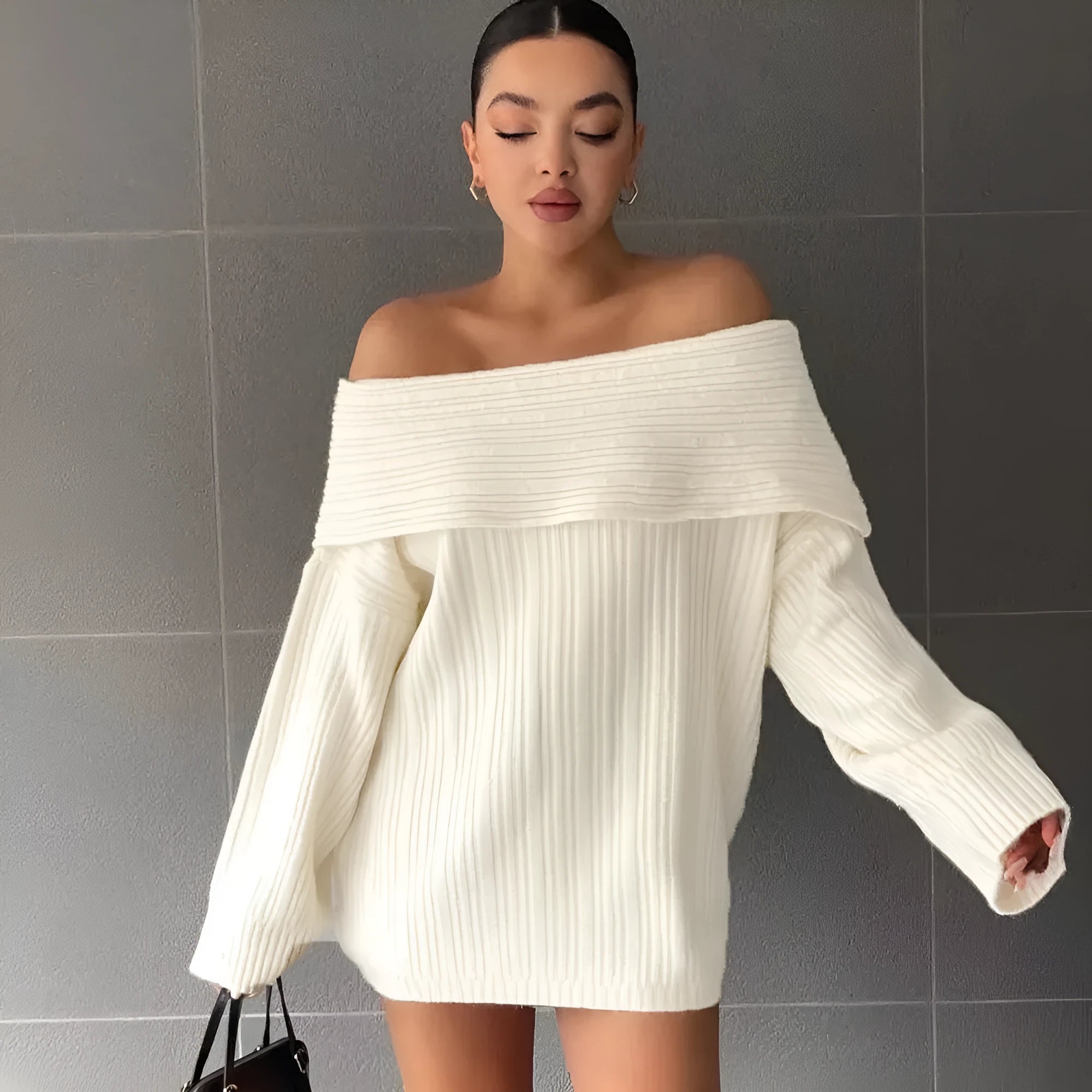 Women's loose fit acrylic pullover sweater in four colour options with long sleeves