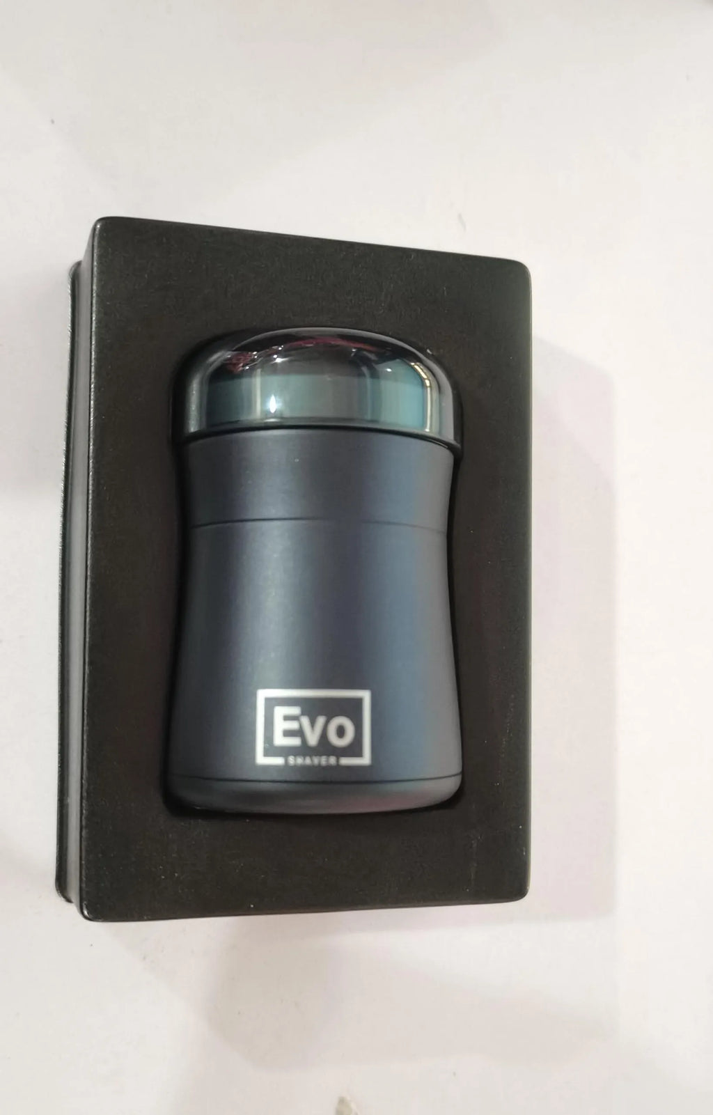 Space blue electric portable shaver with rotary 3 heads, Type-C charging, 6000 RPM speed, and 70g lightweight body