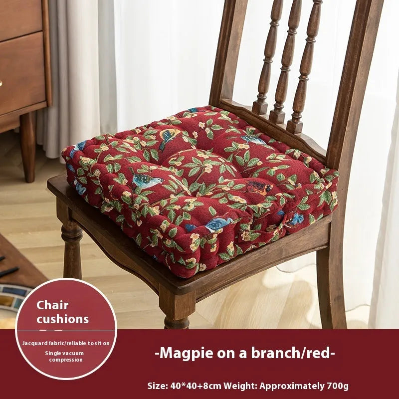 American-style dining chair seat cushion with floral pattern, dimensions 40x40x8cm.