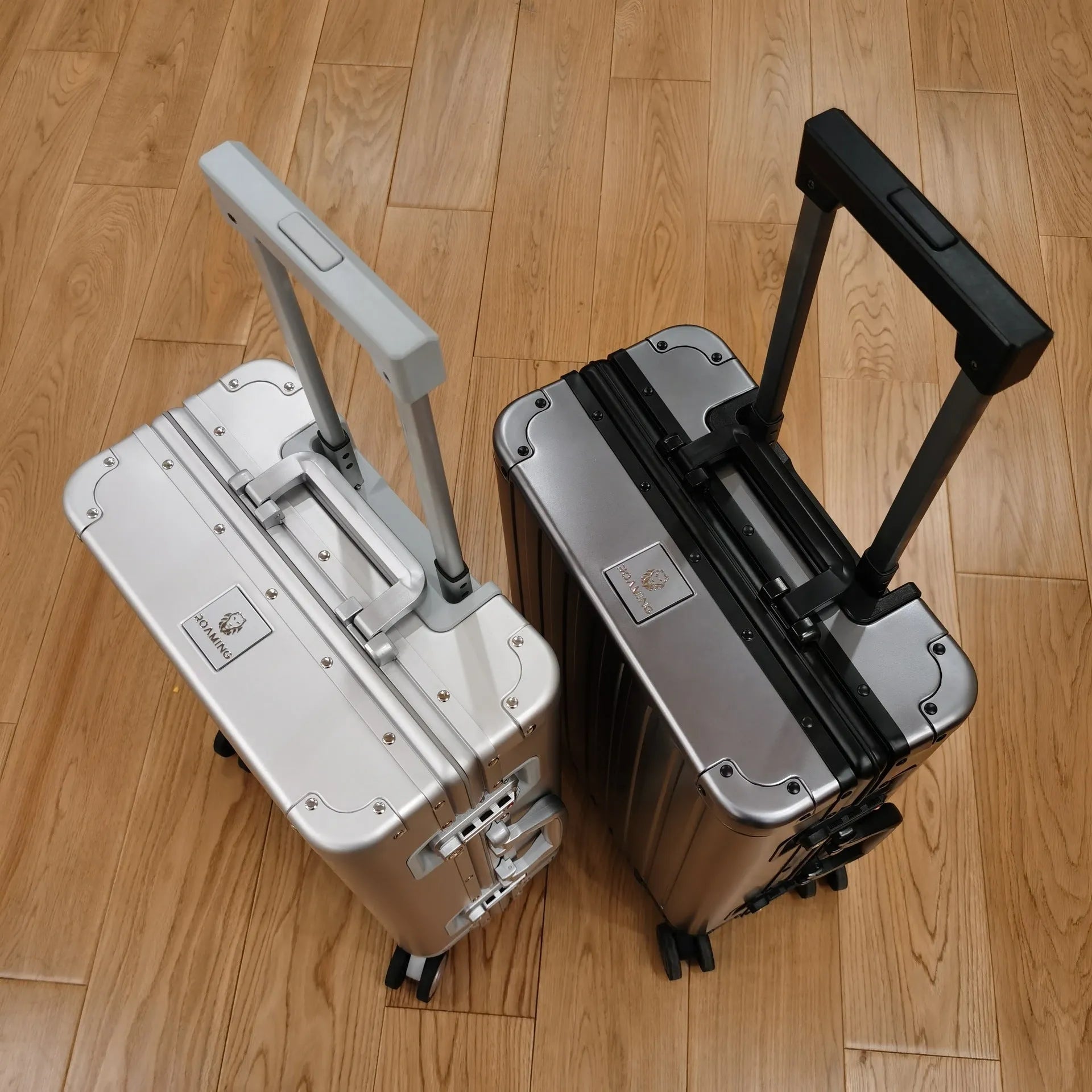Aluminium magnesium alloy luggage case with stripe pattern in multiple sizes and colours