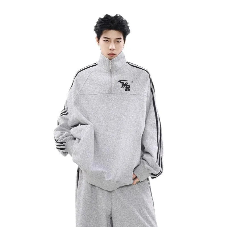 Black stand collar hoodie coat in American retro style with long sleeves and Hong Kong fashion details