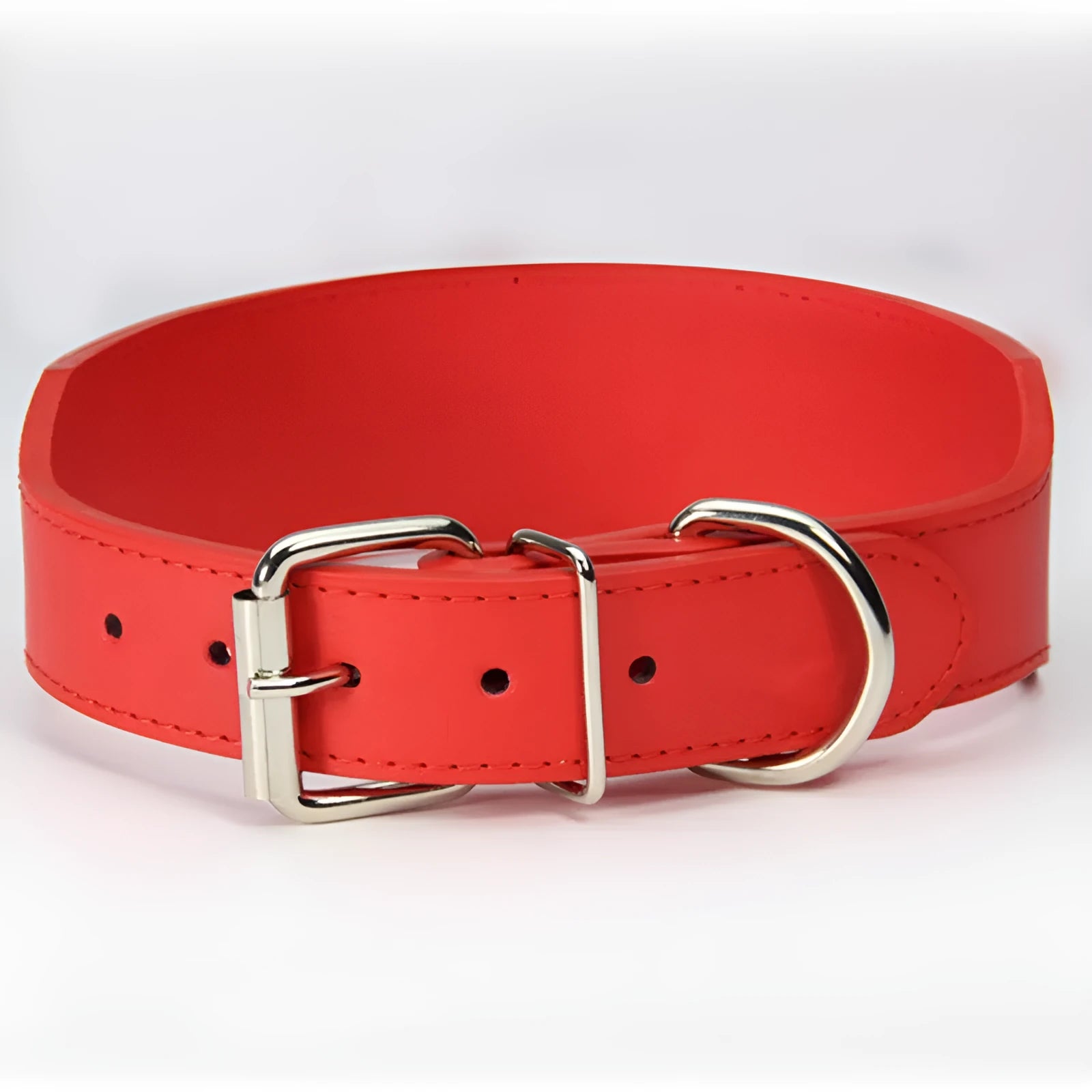 Fish-shaped leather dog collar with anti-break-away design and adjustable scarf for large breeds