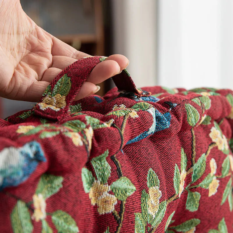 American-style dining chair seat cushion with floral pattern, dimensions 40x40x8cm.