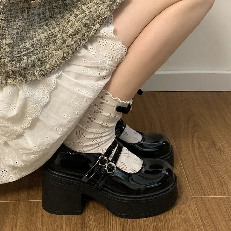 Women's round toe mid heel shoes with buckle fastening, black and milky white, sizes 35-40, rubber sole