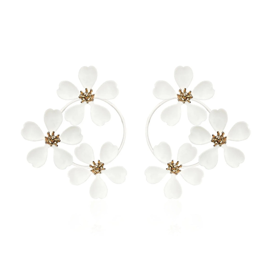 Retro floral earrings for women in black or white with iron construction and baking varnish finish