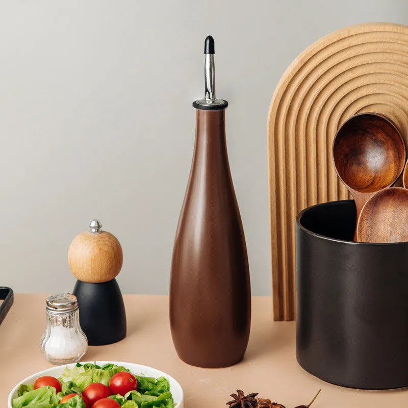 Ceramic oil pot with brush and funnel in black, coffee, or white colour, 650ml capacity