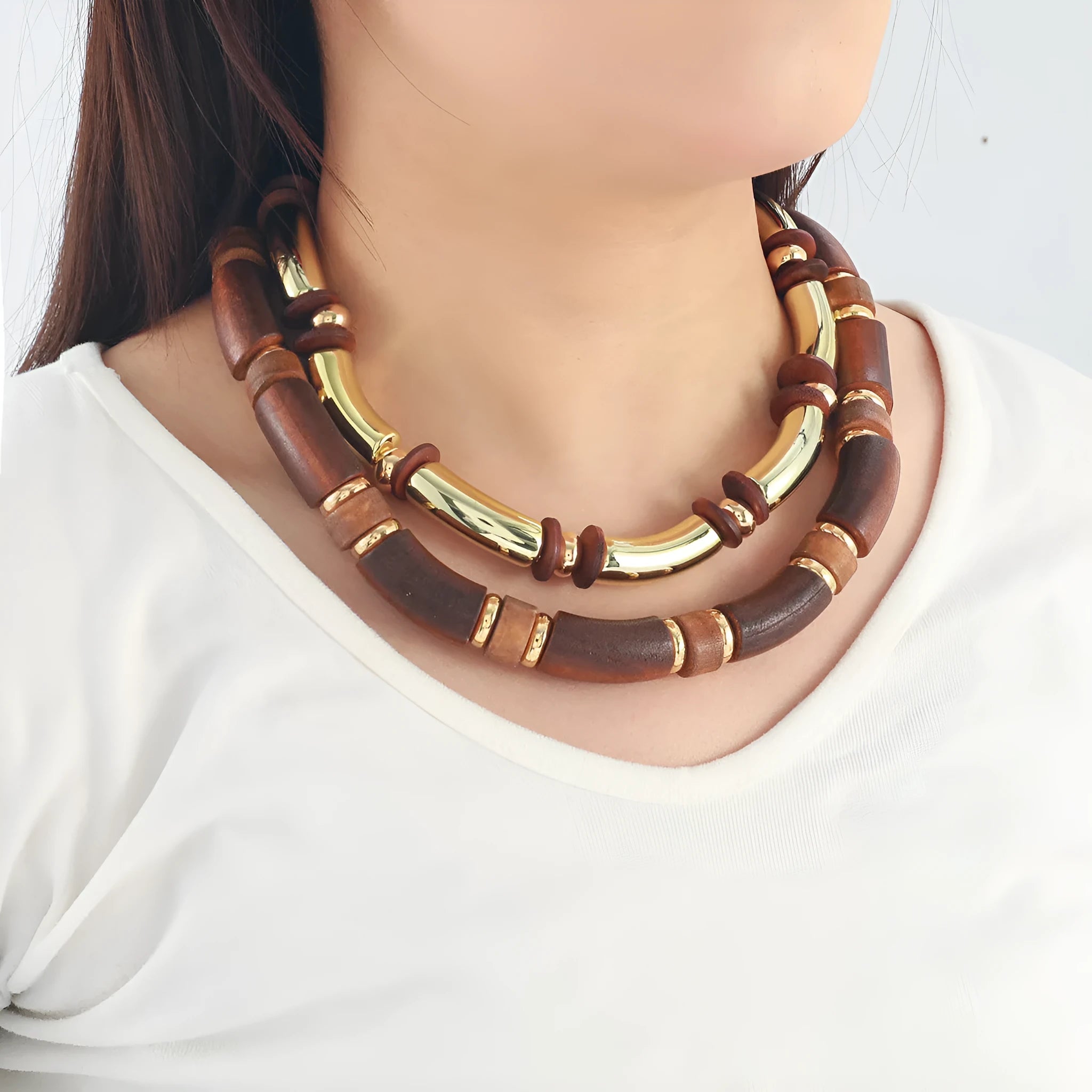 Women's multi-layer wooden necklace and bracelet set in alloy with European exaggerated style