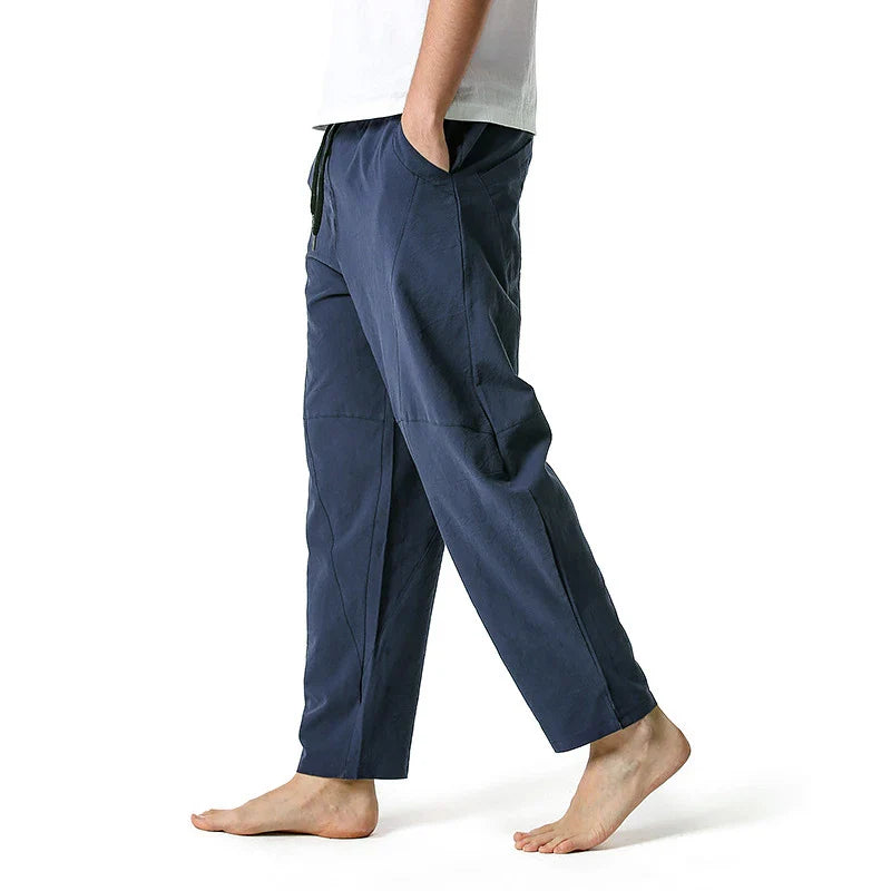 Kiwi-made casual trousers in a linen-cotton blend, featuring a relaxed, straight-leg fit and a variety of classic Kiwi colours.