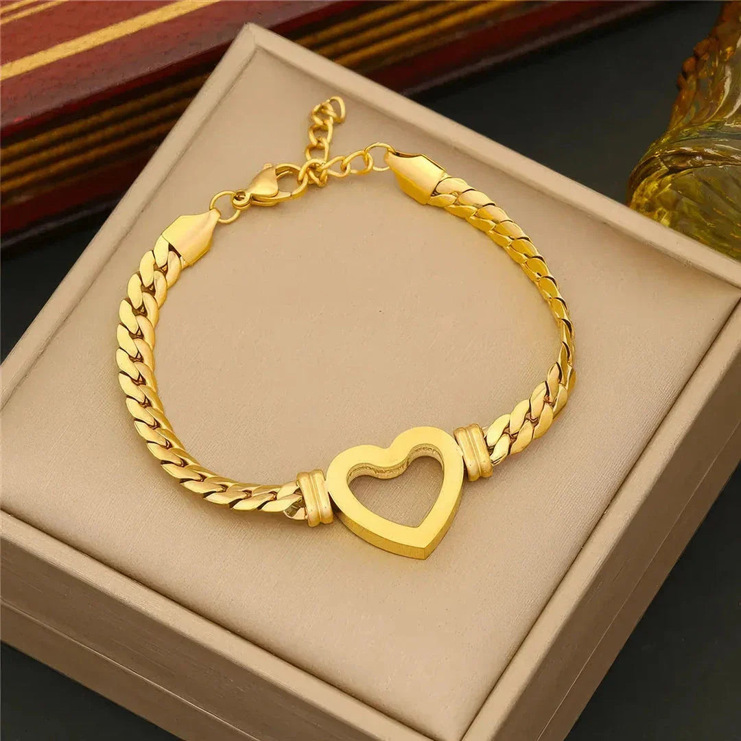 Premium stainless steel love heart Cuban chain bracelet for wrists over 40mm, a stylish accessory with a charming pendant and secure clasp