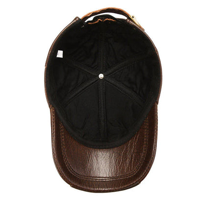 A classic retro-inspired peaked cap made from premium cowhide, providing windproof and thermal protection for Kiwi men.