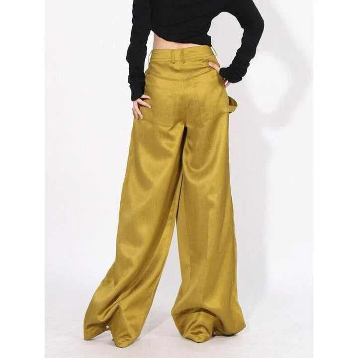 Stylish high-waist wide-leg trousers in a solid color, perfect for versatile Kiwi wardrobes