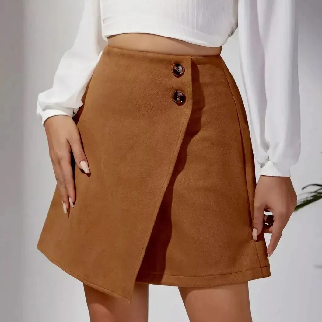 Stylish high-waisted button-up mini skirt in a cinnamon brown color, perfect for autumn-winter fashion in New Zealand.