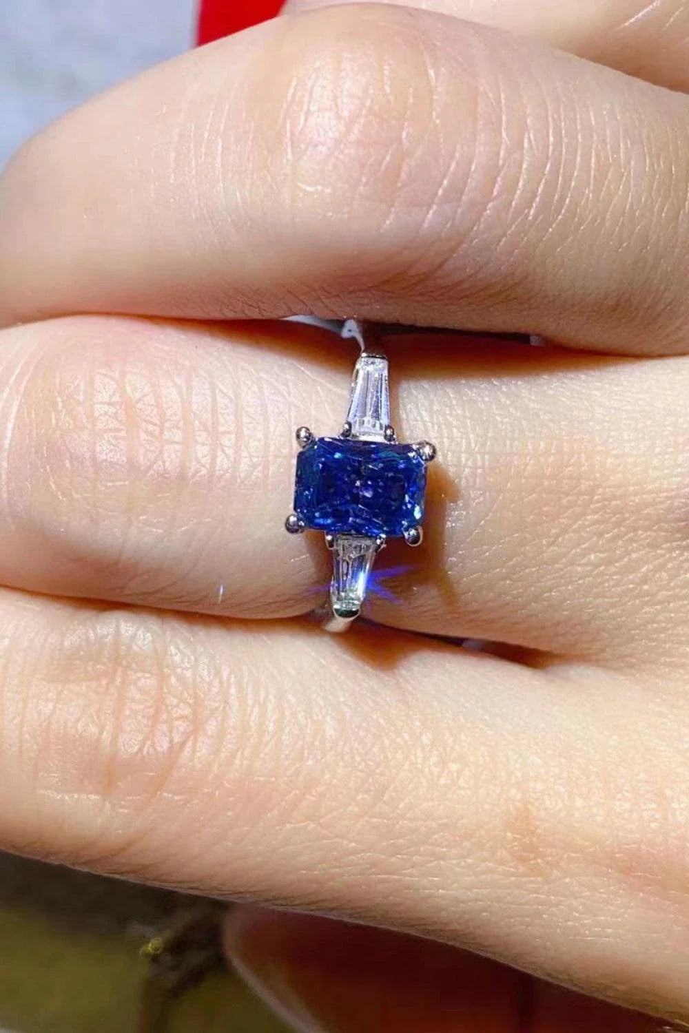 Elegant 1 Carat Moissanite Platinum-Plated Blue Rectangle Ring with Zircon Accent Stones