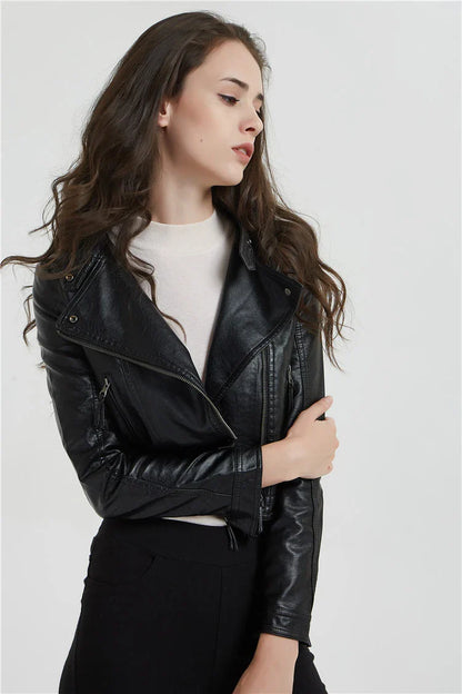 Stylish women's short jacket with washed leather and rivet detailing, perfect for elevating your street style in New Zealand fashion.