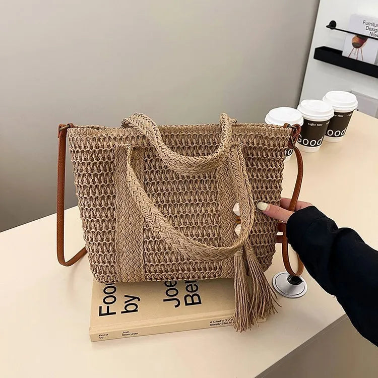 Women's large straw crossbody bag with woven pattern in milky white colour