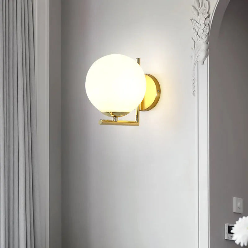 Round glass wall lamp, 15cm diameter, E27 holder, remote control, gold or chrome finish