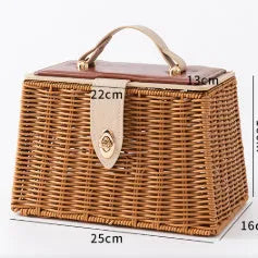 Hand-woven rattan gift box in square or trapezoid shape, small or large, for wedding favours.