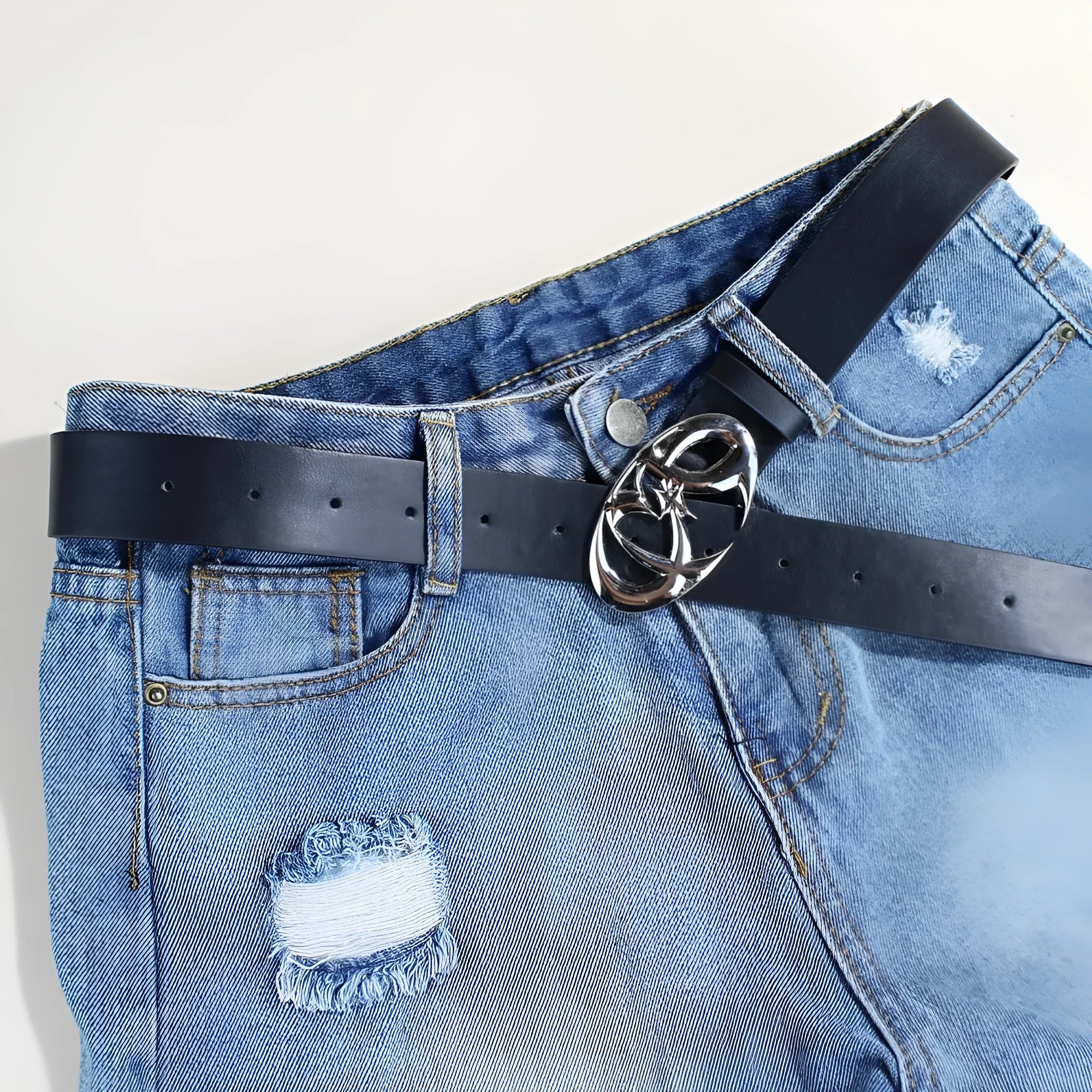 Casual silver buckle PU leather belt with snap button fastening, shown at 105cm length.