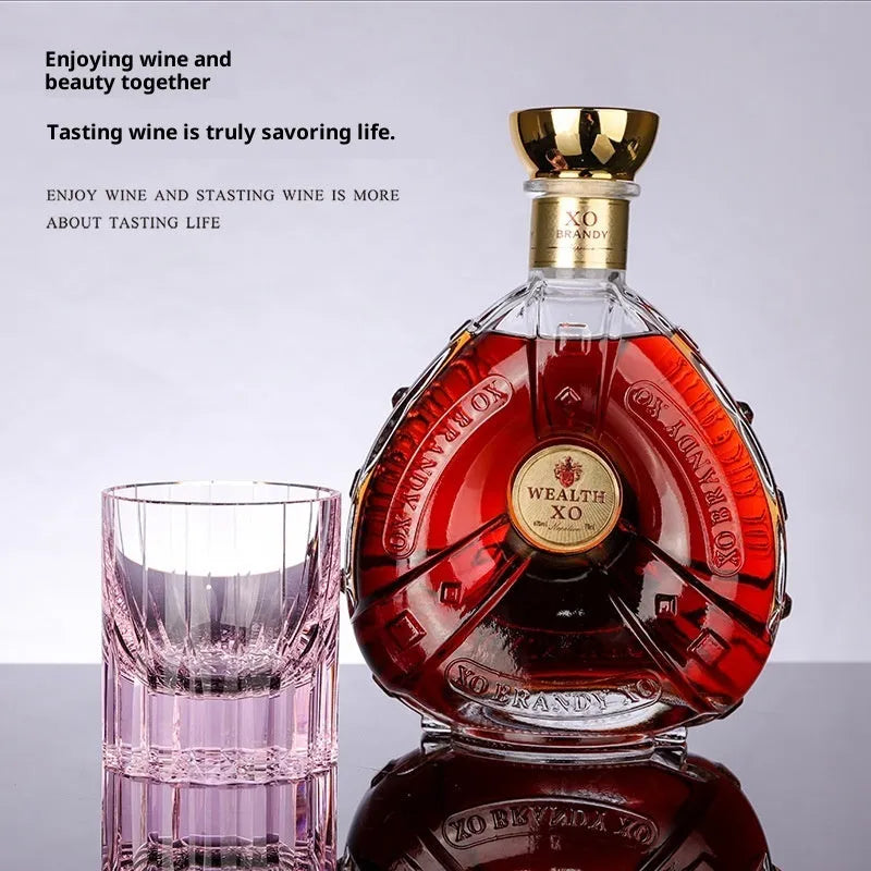 European-style whiskey shot glass in transparent K9 crystal, 701-800ml capacity, flowering design, single cup.
