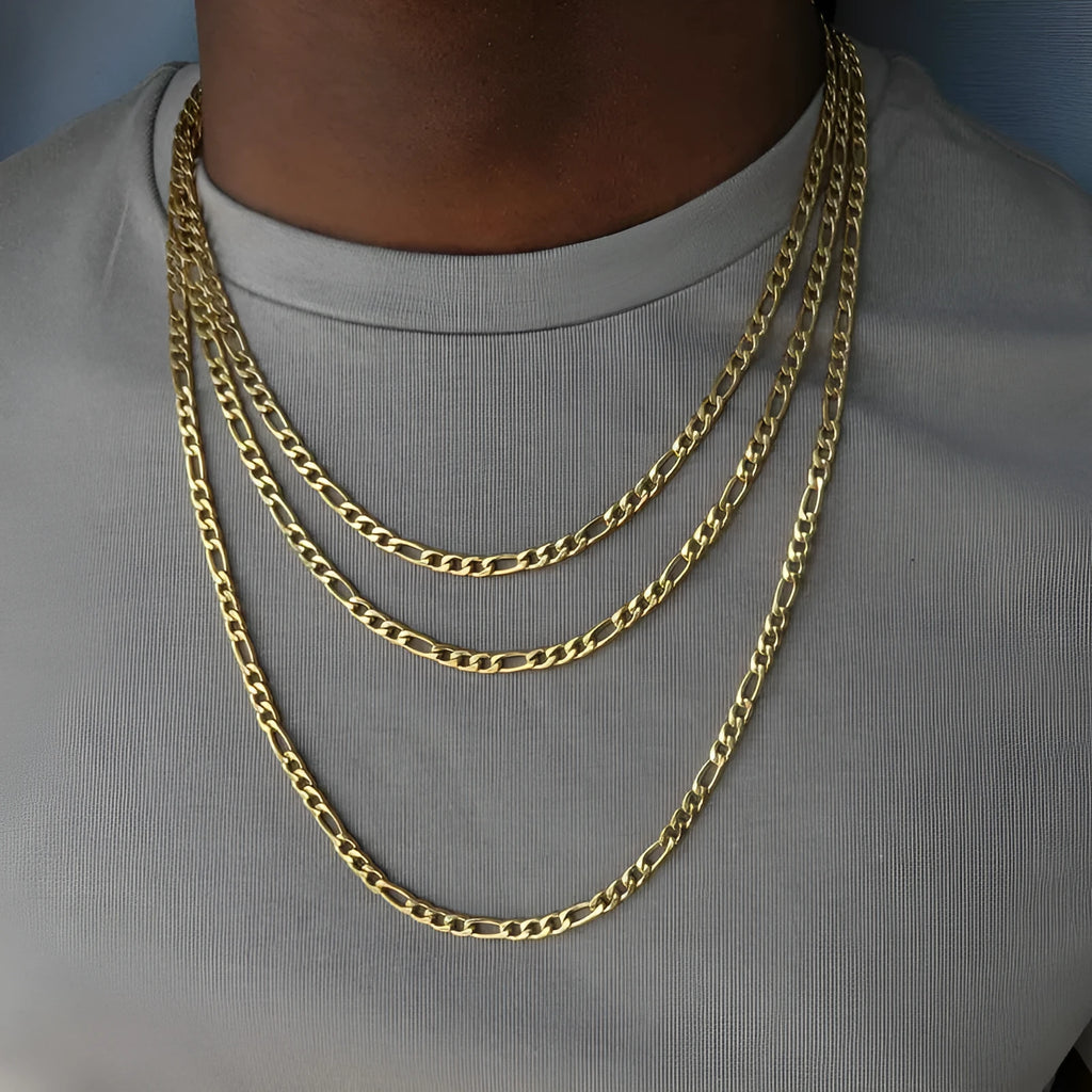 Men's simple electroplated alloy necklace in gold on a grey background