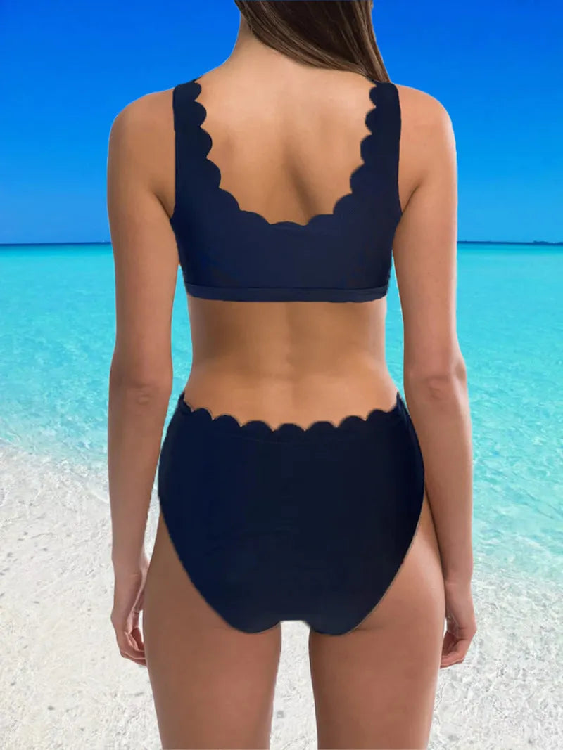 Women's solid colour high-waist split swimsuit in red, black or blue options